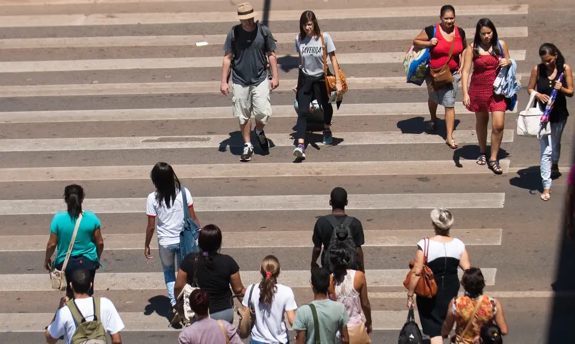 Expectativa de vida no Brasil em 2023 era de 76,4 anos, diz IBGE – ac24horas.com Expectativa de vida no Brasil em 2023 era de 76,4 anos, diz IBGE – ac24horas.com