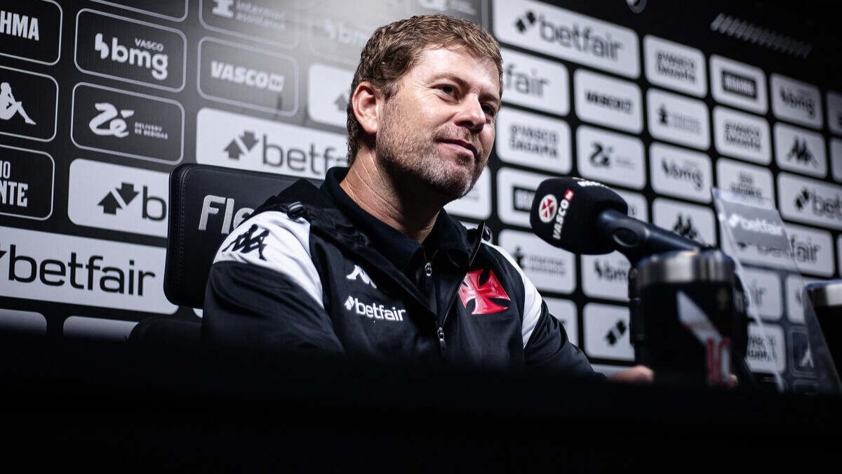 Rafael Paiva analisa classificação no sofrimento e desgaste do Vasco Rafael Paiva analisa classificação no sofrimento e desgaste do Vasco
