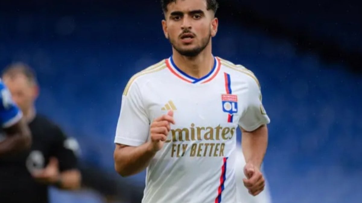 Reforço do Botafogo, Mohamed El Arouch é joia do Lyon e fã de ídolo do Vasco; conheça Reforço do Botafogo, Mohamed El Arouch é joia do Lyon e fã de ídolo do Vasco; conheça