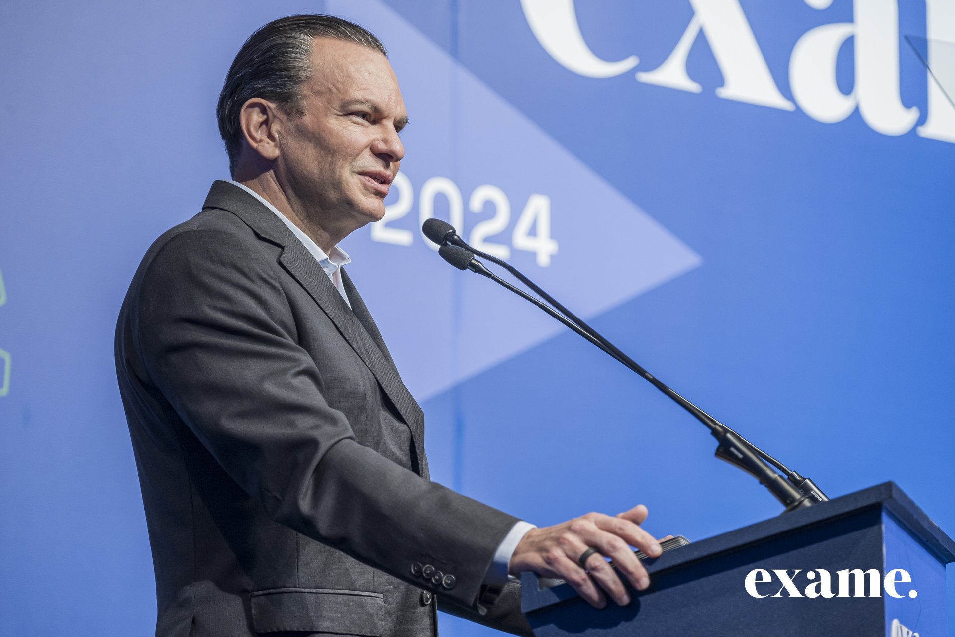 Ela apostou em IA para fazer refeições corporativas e faturar R$ 700 milhões ainda este ano Ela apostou em IA para fazer refeições corporativas e faturar R$ 700 milhões ainda este ano