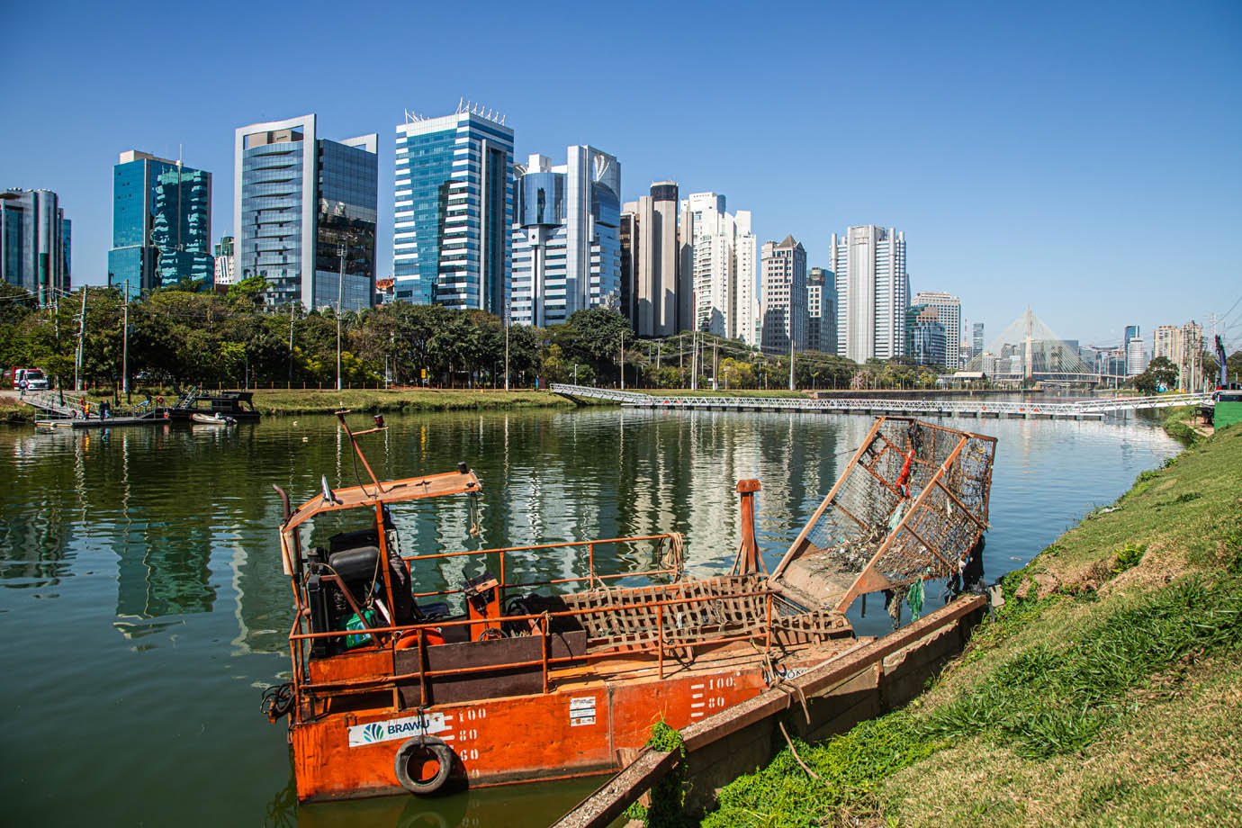 Rios Tietê e Pinheiros recebem investimento de R$ 233 milhões para nova etapa de despoluição