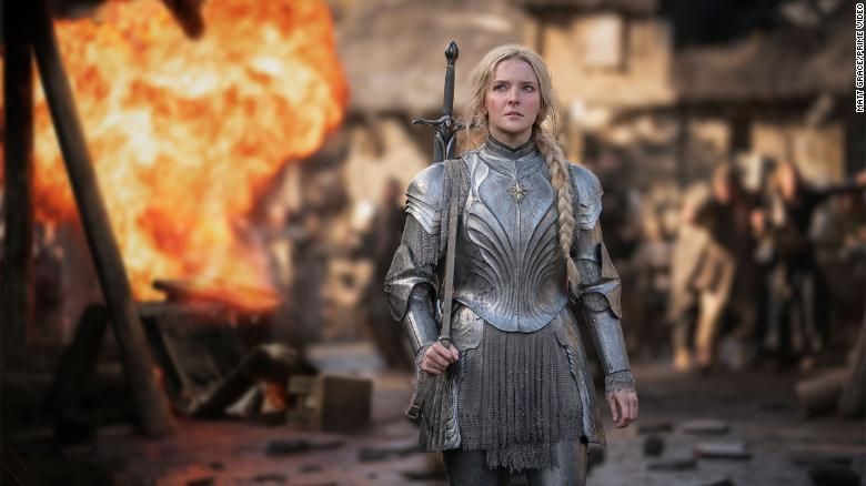 “Os Anéis do Poder“: novas imagens da segunda temporada mostram Sauron preso “Os Anéis do Poder“: novas imagens da segunda temporada mostram Sauron preso