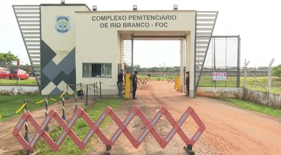 Seis detentos fogem e um morre no presídio Francisco d’Oliveira Conde – ac24horas.com Seis detentos fogem e um morre no presídio Francisco d’Oliveira Conde – ac24horas.com