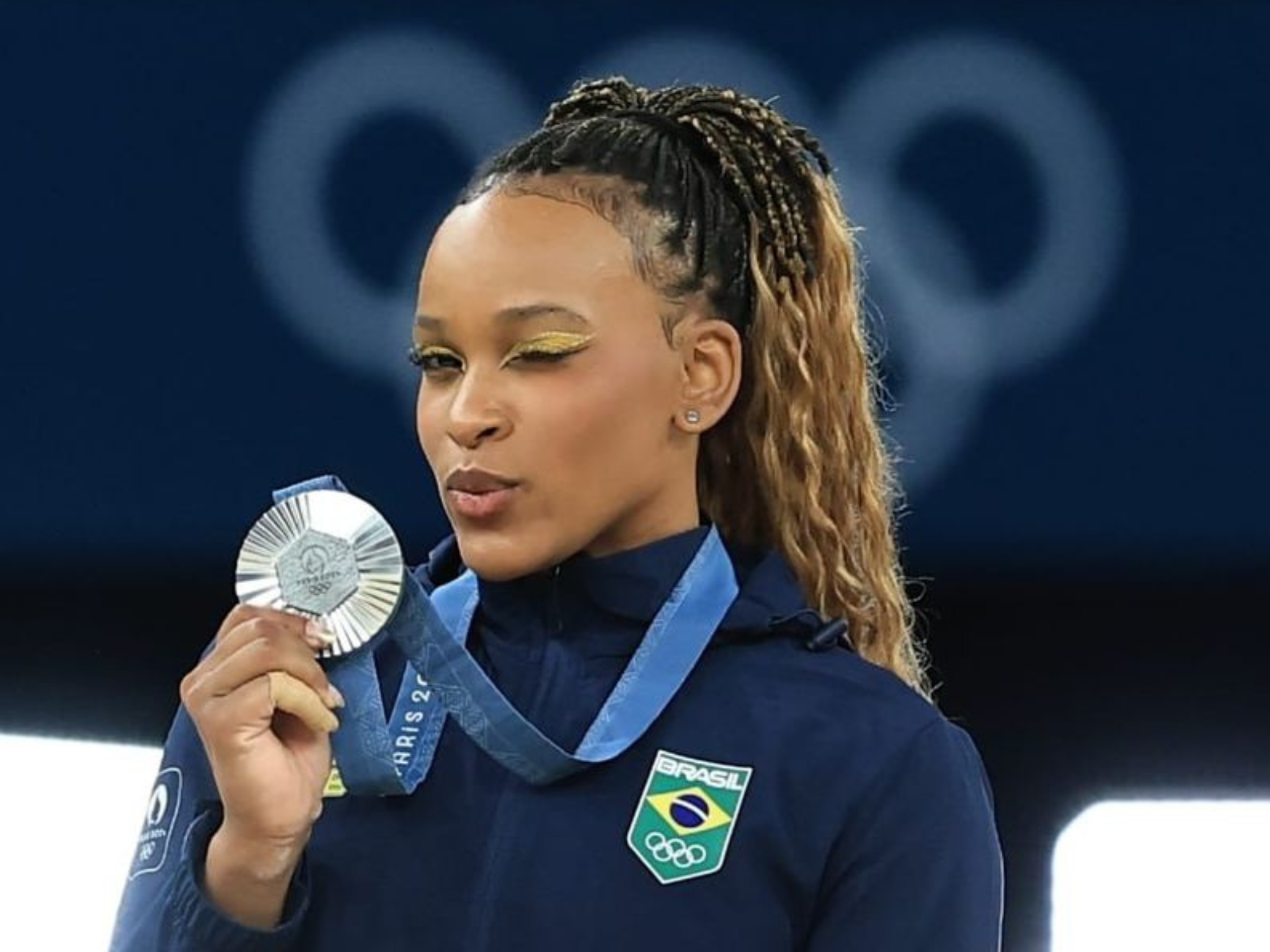 Rebeca Andrade anuncia aposentadoria do individual geral após 2ª prata