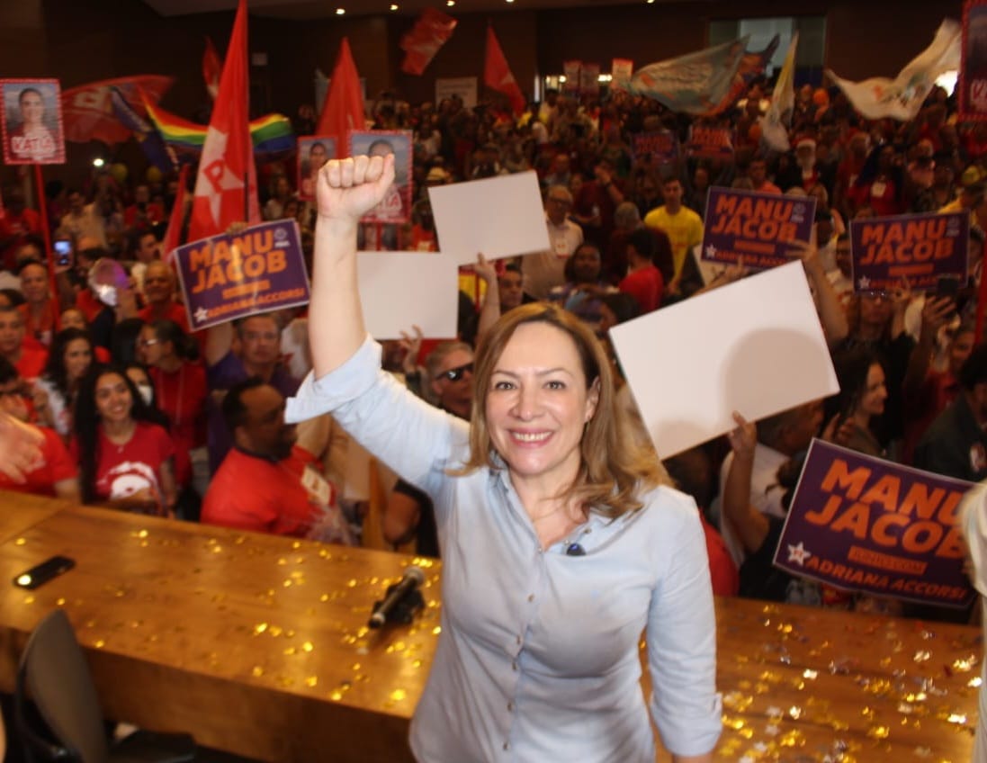 Aliança ‘Pra cuidar de Goiânia’ oficializa candidatura de Adriana Accorsi Aliança ‘Pra cuidar de Goiânia’ oficializa candidatura de Adriana Accorsi