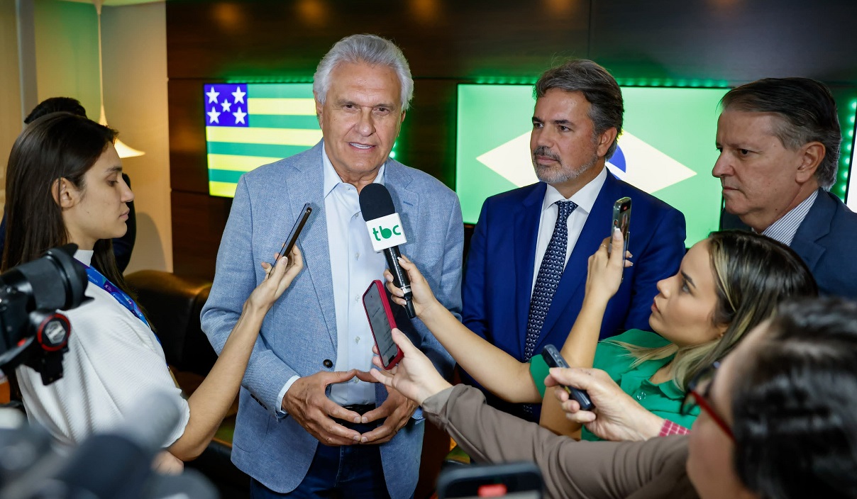 Mineradora chilena projeta gerar 5,7 mil empregos em Goiás Mineradora chilena projeta gerar 5,7 mil empregos em Goiás