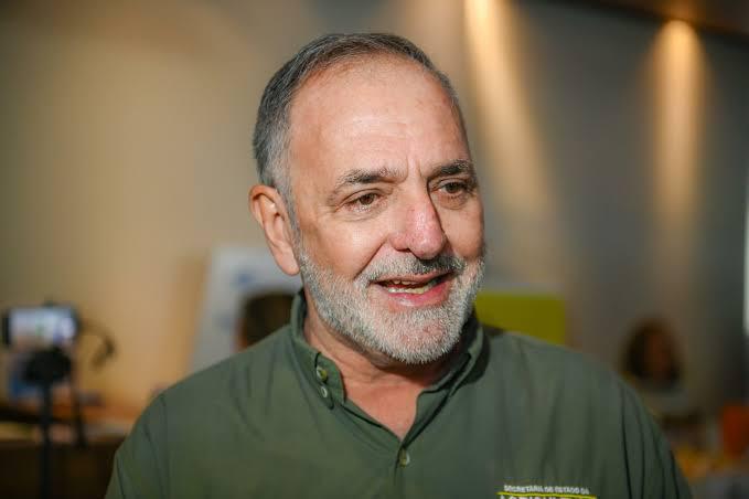 Após ser cobrado por expulsão, Tchê diz que Madson Cameli não faz mais parte do PDT – ac24horas.com Após ser cobrado por expulsão, Tchê diz que Madson Cameli não faz mais parte do PDT – ac24horas.com