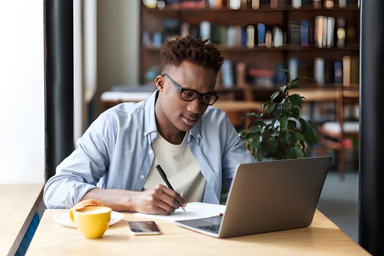 Sebrae Goiás lança curso para pessoas com deficiência visual Sebrae Goiás lança curso para pessoas com deficiência visual