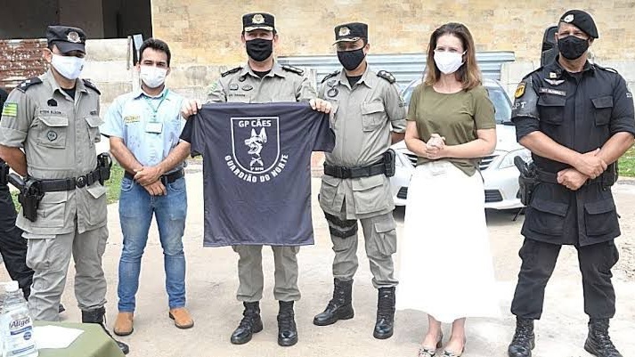 Vanuza desmente fake news sobre perseguição a coronel da PM Vanuza desmente fake news sobre perseguição a coronel da PM