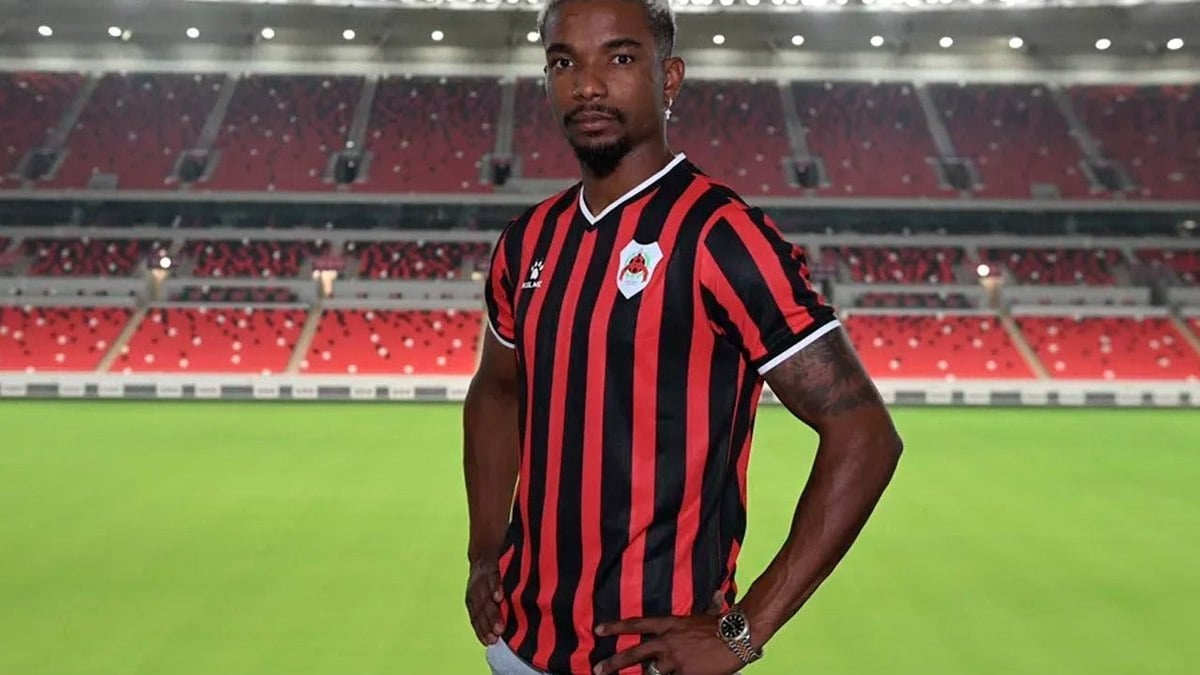 São Paulo tem prazo apertado para inscrever reforços na Libertadores São Paulo tem prazo apertado para inscrever reforços na Libertadores