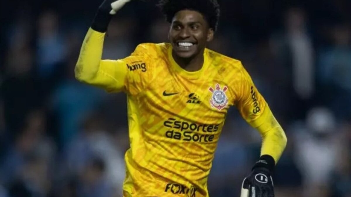 Corinthians decide pagar para ter Hugo Souza contra o Flamengo Corinthians decide pagar para ter Hugo Souza contra o Flamengo