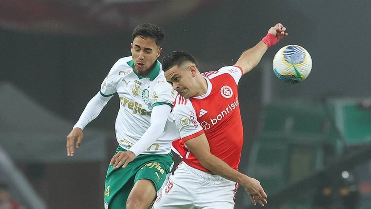 Palmeiras busca empate contra o Internacional no Brasileirão Palmeiras busca empate contra o Internacional no Brasileirão