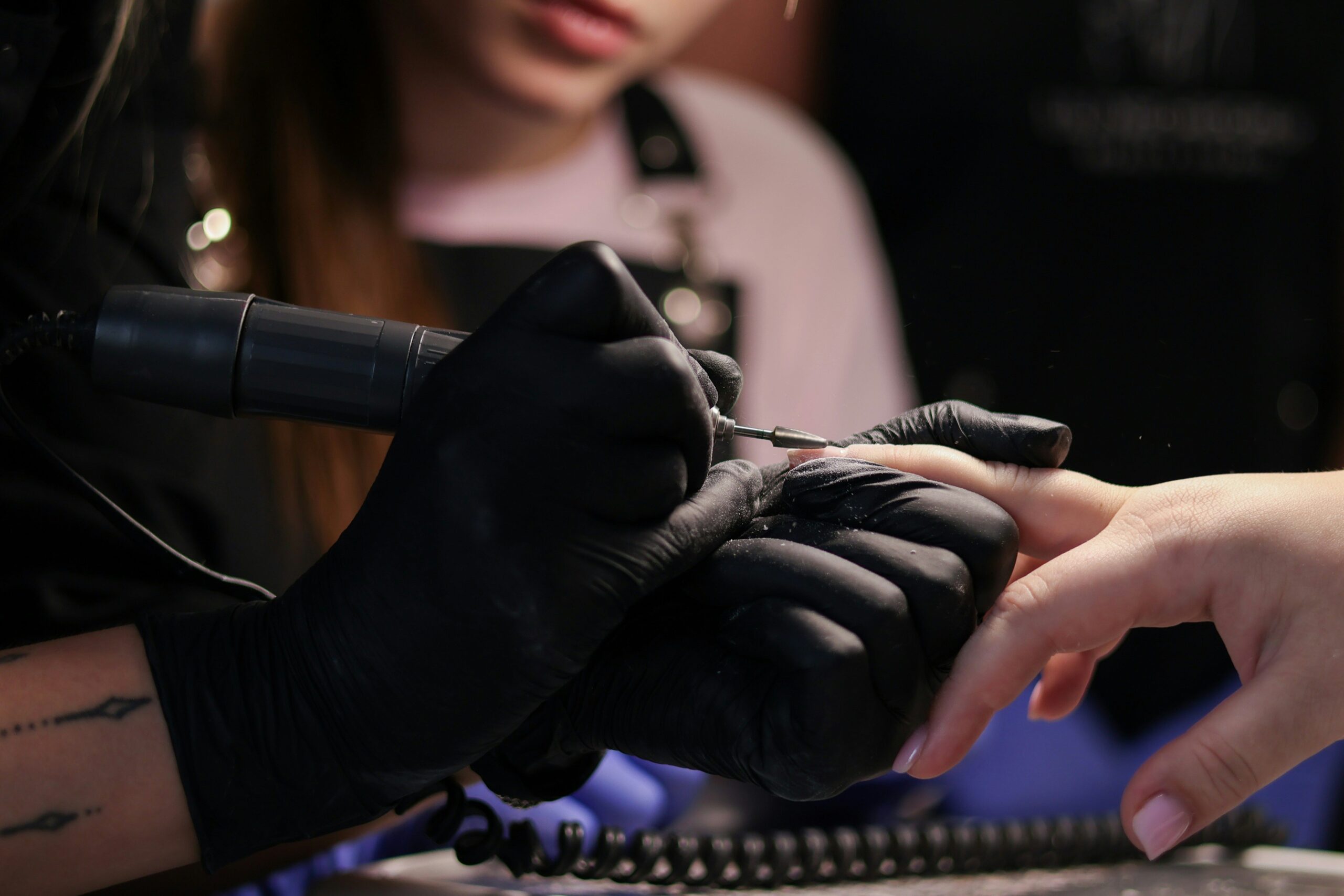 Unhas em gel: o perigo da técnica que promete “mais praticidade“ Unhas em gel: o perigo da técnica que promete “mais praticidade“
