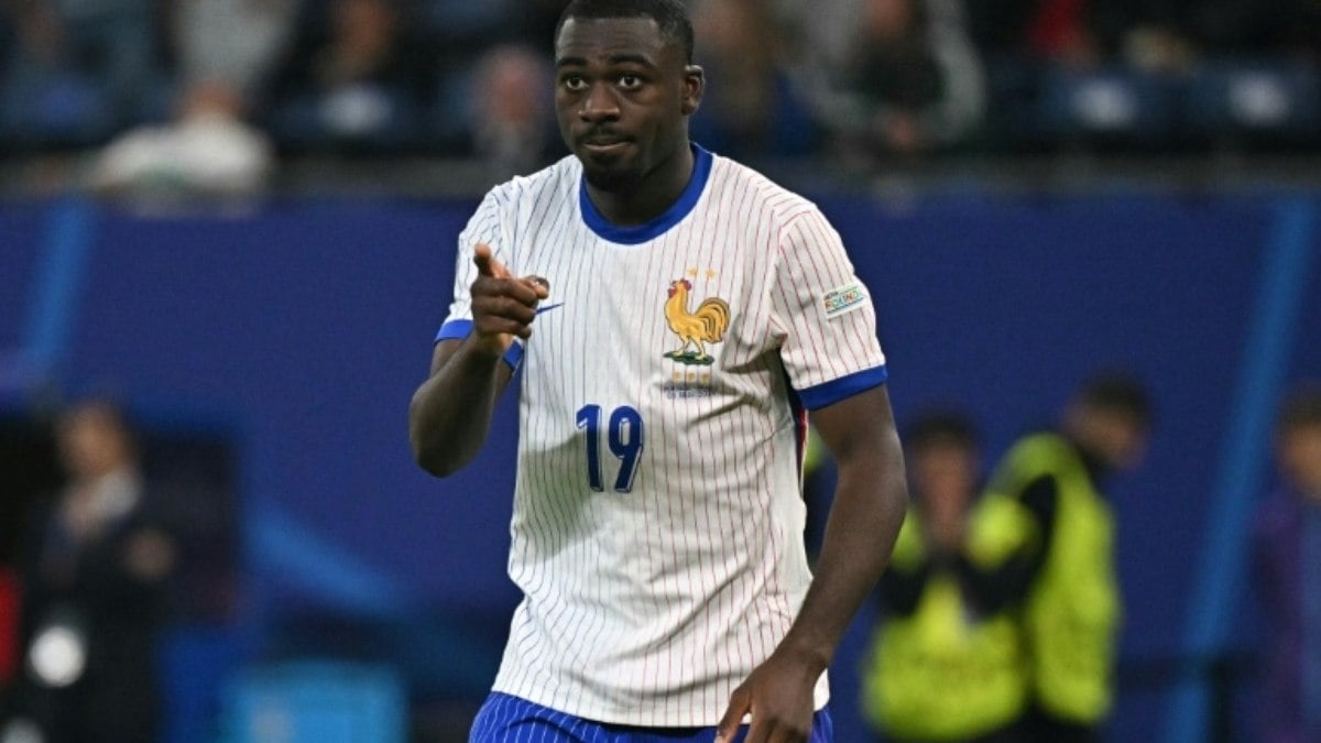 Youssouf Fofana deixa Monaco e assina com o Milan até 2028 Youssouf Fofana deixa Monaco e assina com o Milan até 2028