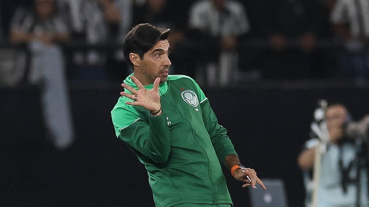 Abel elogia Botafogo e promete ‘novo Palmeiras’ em jogo da volta Abel elogia Botafogo e promete ‘novo Palmeiras’ em jogo da volta
