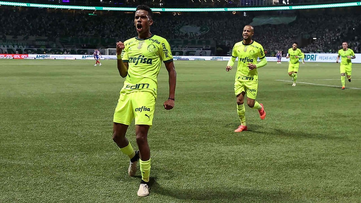 Estêvão se aproxima de bater marca de Neymar no Brasileiro Estêvão se aproxima de bater marca de Neymar no Brasileiro