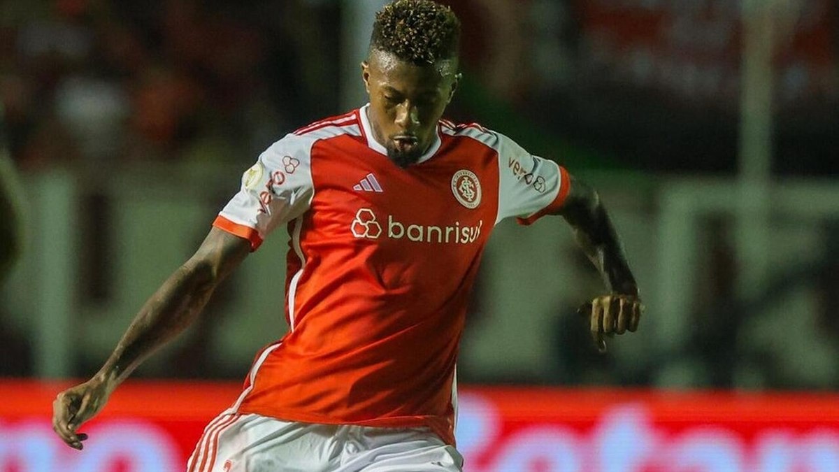 Inter anuncia renovação de contrato do zagueiro Igor Gomes