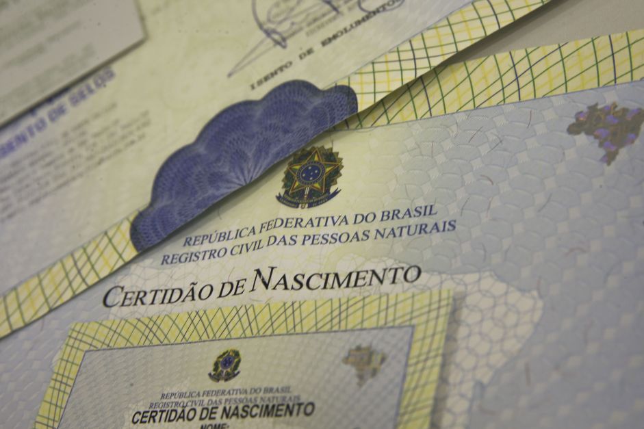 Dia dos Pais: 800 mil brasileiros foram registrados sem o nome do genitor desde 2019 Dia dos Pais: 800 mil brasileiros foram registrados sem o nome do genitor desde 2019