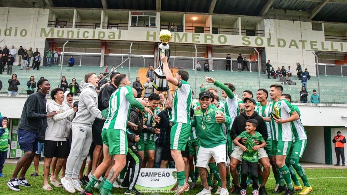 Juventude supera Caxias e é campeão da Liga Serrana Sub-19 Juventude supera Caxias e é campeão da Liga Serrana Sub-19