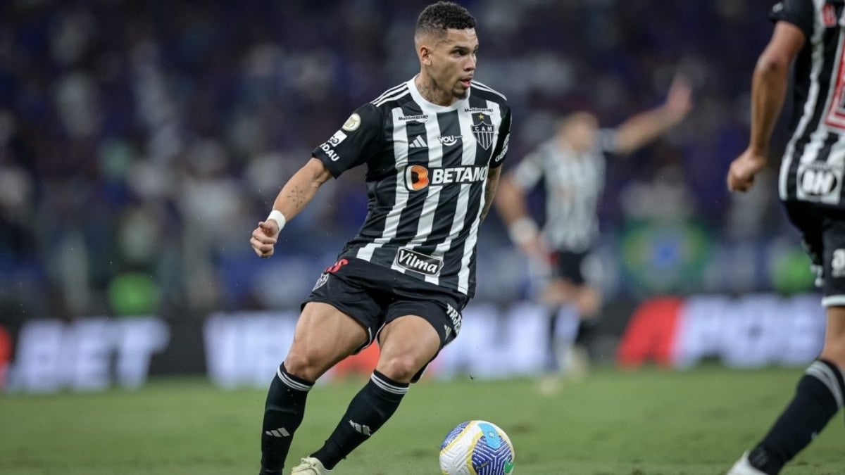Atlético-MG e Fluminense se enfrentam no Mineirão pelo Campeonato Brasileiro Atlético-MG e Fluminense se enfrentam no Mineirão pelo Campeonato Brasileiro