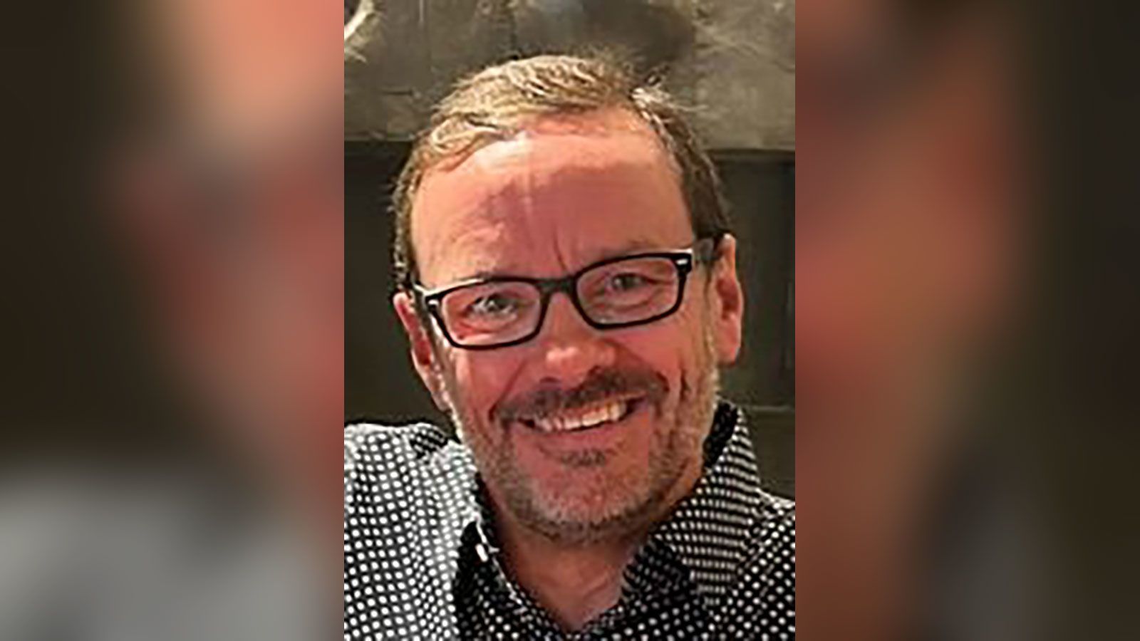 Ex-CFO de bilionário inglês desaparecido em naufrágio morre em atropelamento
