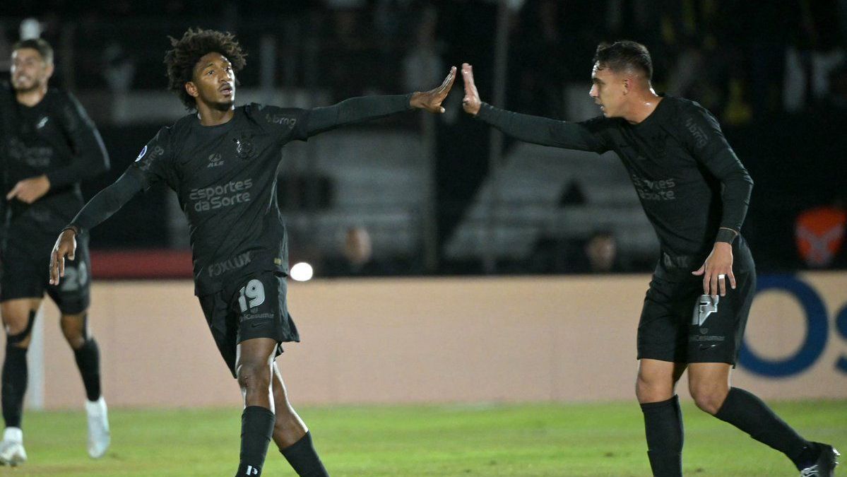 Sul-Americana: Corinthians vence Bragantino fora de casa e abre boa vantagem nas oitavas Sul-Americana: Corinthians vence Bragantino fora de casa e abre boa vantagem nas oitavas