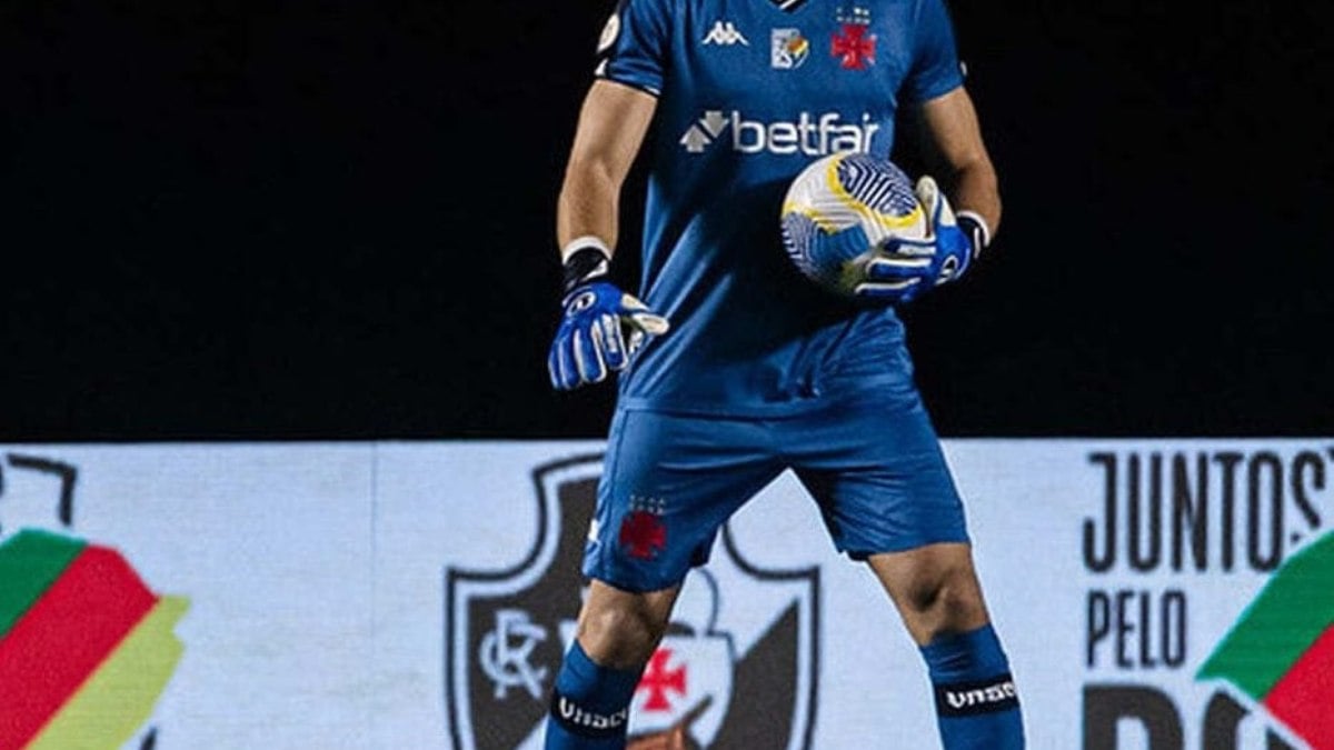 Leo Jardim, do Vasco, valoriza mental da equipe durante classificação em São Januário Leo Jardim, do Vasco, valoriza mental da equipe durante classificação em São Januário