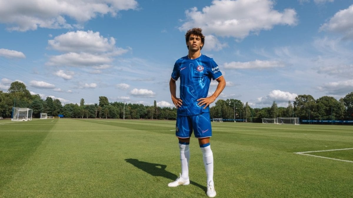 Chelsea anuncia a contratação de João Félix, que retorna ao clube em definitivo Chelsea anuncia a contratação de João Félix, que retorna ao clube em definitivo