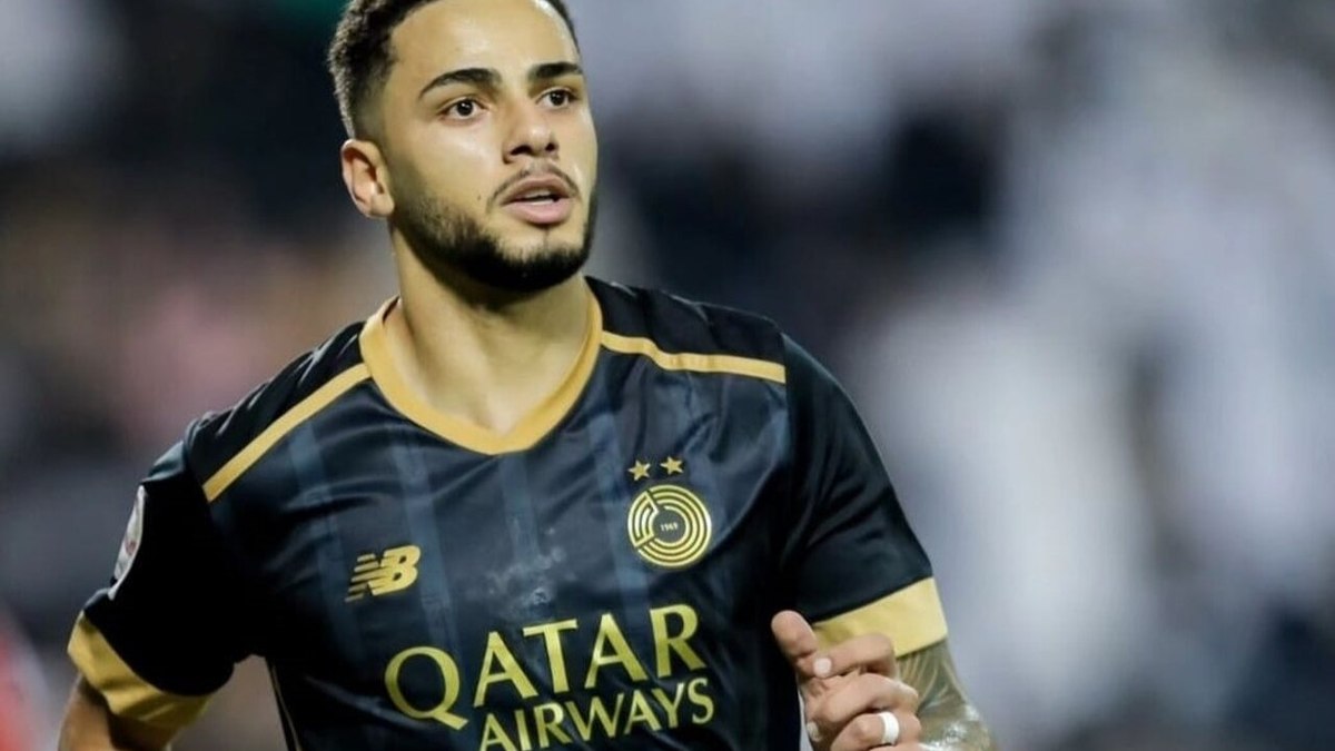Ex-Palmeiras, Giovani marca seu primeiro gol pelo Al-Sadd Ex-Palmeiras, Giovani marca seu primeiro gol pelo Al-Sadd