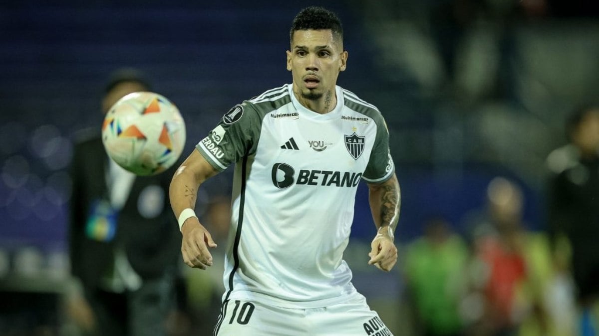 Paulinho é suspenso e pode ser baixa no clássico contra o Cruzeiro; saiba mais Paulinho é suspenso e pode ser baixa no clássico contra o Cruzeiro; saiba mais
