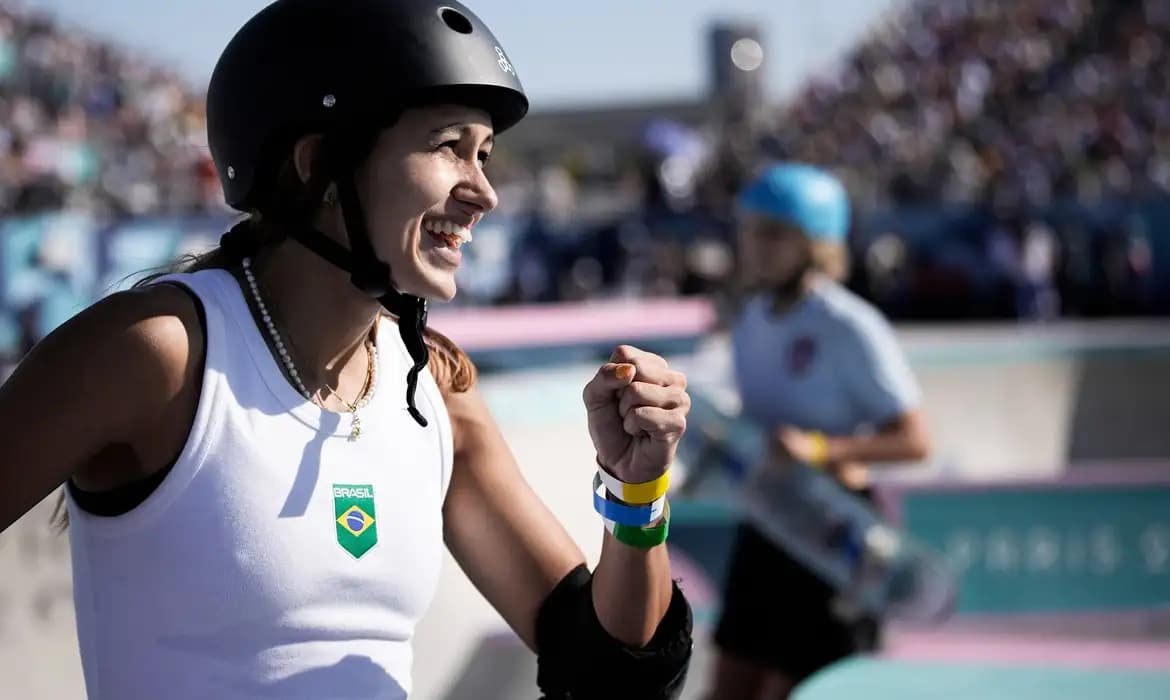 Dora Varella leva 4º lugar inédito para Brasil no skate park feminino Dora Varella leva 4º lugar inédito para Brasil no skate park feminino