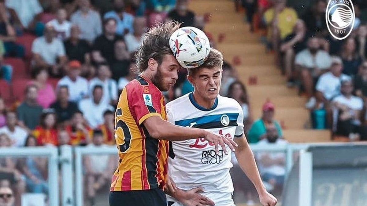 Atalanta goleia Lecce e assume liderança Atalanta goleia Lecce e assume liderança