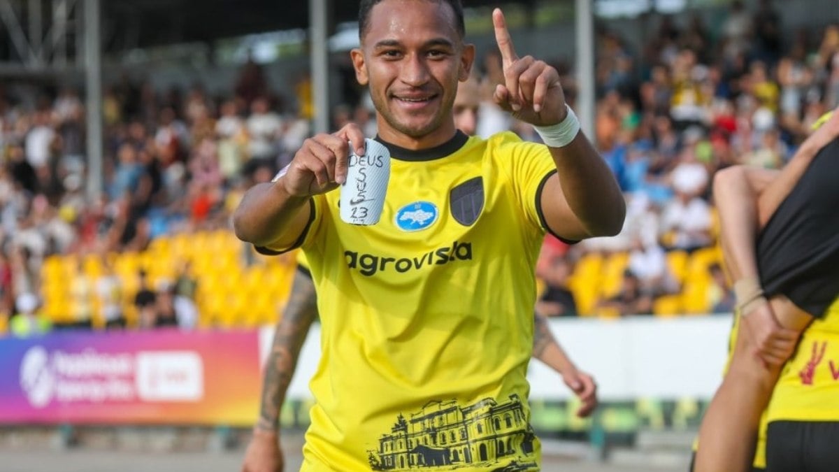 Paraense brilha em vitória do Oleksandria, líder do Campeonato Ucraniano: ‘Muito feliz’ Paraense brilha em vitória do Oleksandria, líder do Campeonato Ucraniano: ‘Muito feliz’