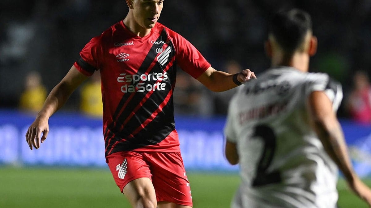 Vasco vira sobre o Athletico-PR e sai na frente na Copa do Brasil Vasco vira sobre o Athletico-PR e sai na frente na Copa do Brasil
