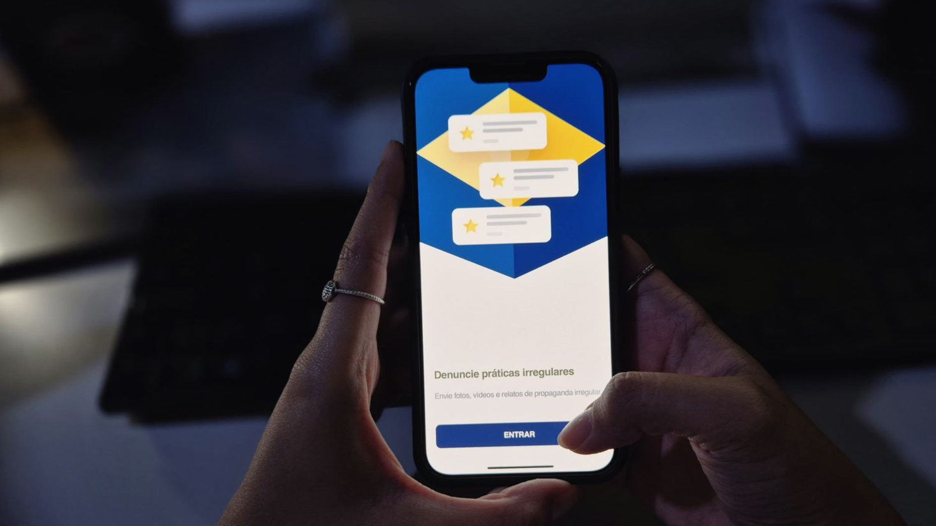 Uma denúncia de propaganda eleitoral irregular é feita por minuto, aponta TSE Uma denúncia de propaganda eleitoral irregular é feita por minuto, aponta TSE