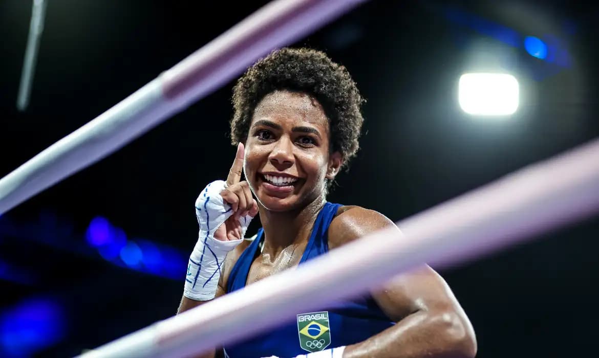 Boxe: Jucielen Romeu supera norte-americana e vai às quartas em Paris – ac24horas.com Boxe: Jucielen Romeu supera norte-americana e vai às quartas em Paris – ac24horas.com