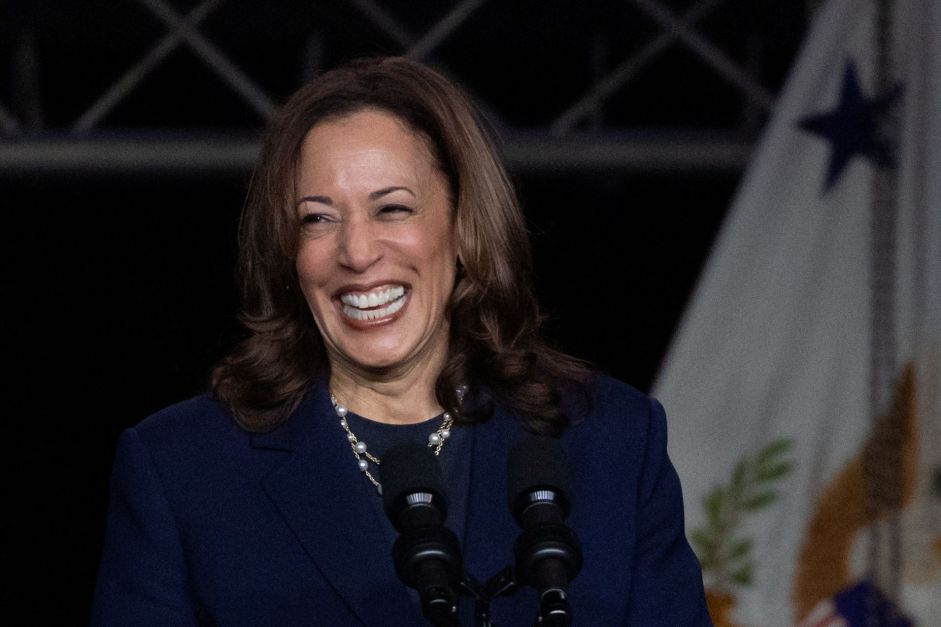 Doações a Kamala Harris disparam e chegam a US0 milhões em julho Doações a Kamala Harris disparam e chegam a US0 milhões em julho