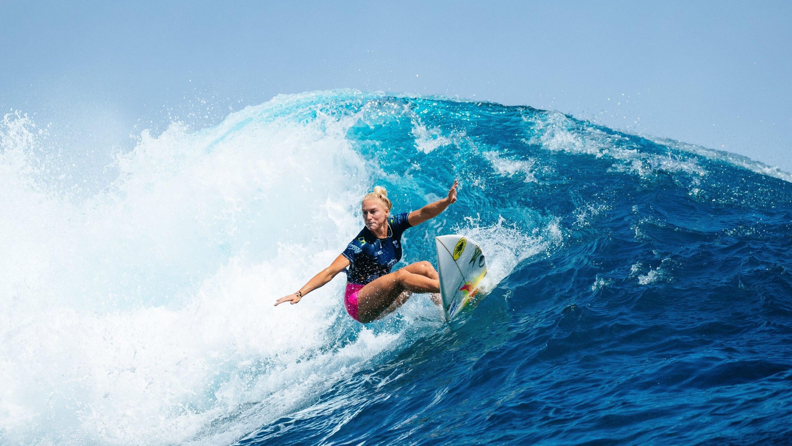 Tati Weston-Webb é vice em Fiji e garante vaga no WSL Finals Tati Weston-Webb é vice em Fiji e garante vaga no WSL Finals