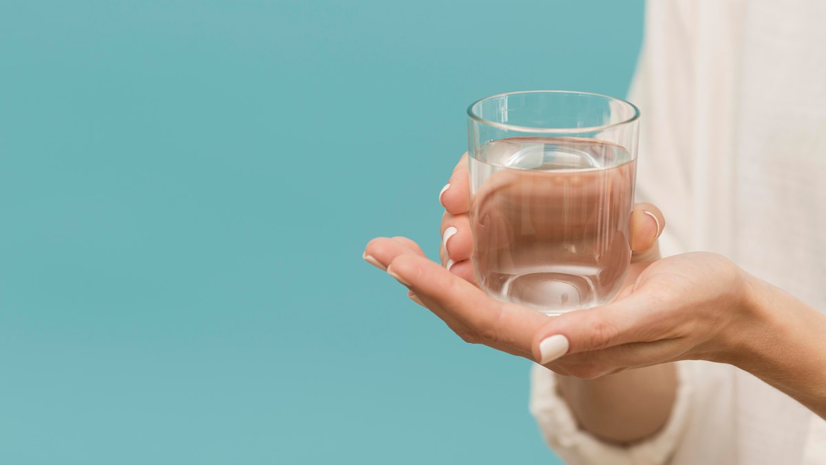 9 sinais de que você toma pouca água, segundo profissional 9 sinais de que você toma pouca água, segundo profissional