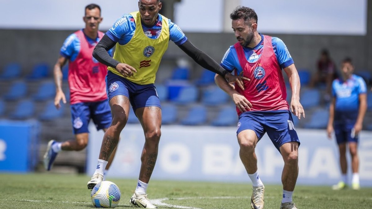 Bahia e Fortaleza se enfrentam no Ceará Bahia e Fortaleza se enfrentam no Ceará