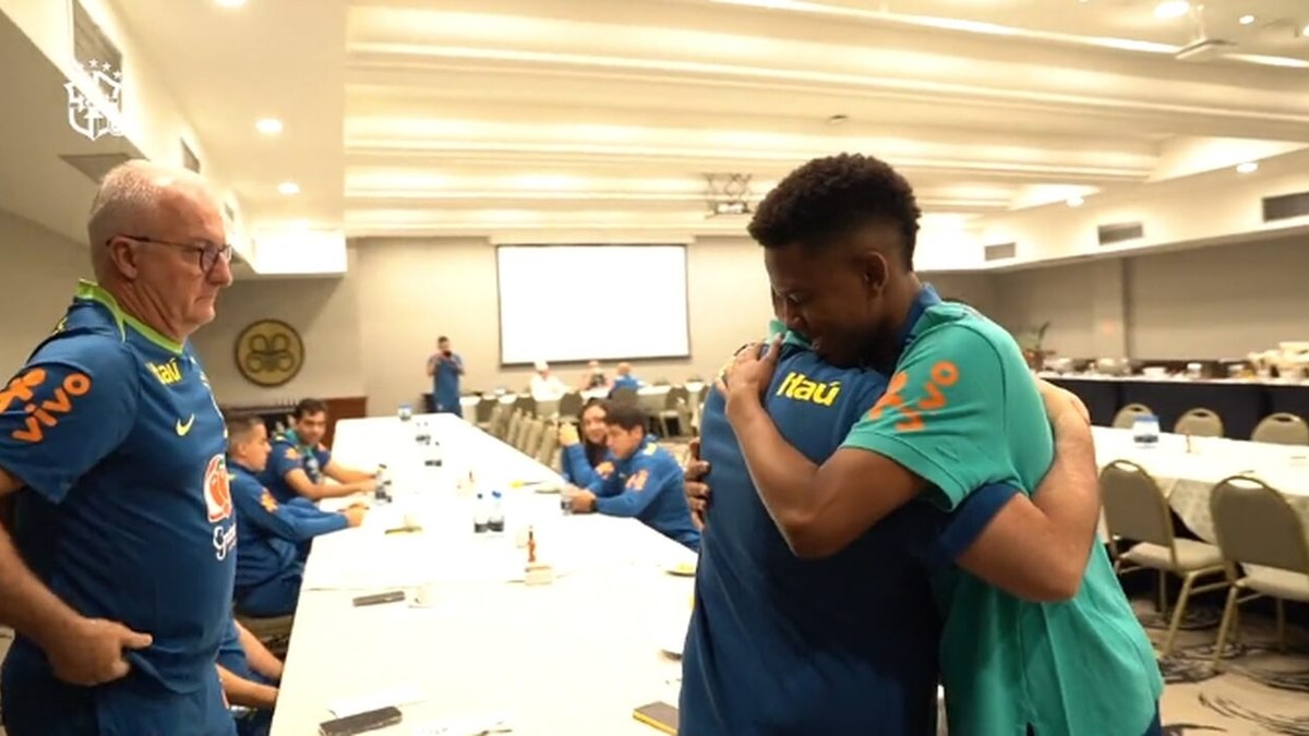 ‘Estou feliz e realizando um sonho’, diz Estêvão em apresentação na Seleção ‘Estou feliz e realizando um sonho’, diz Estêvão em apresentação na Seleção