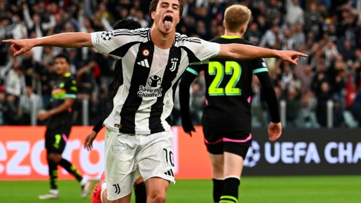 Juventus estreia na Champions com vitória tranquila sobre o PSV Juventus estreia na Champions com vitória tranquila sobre o PSV