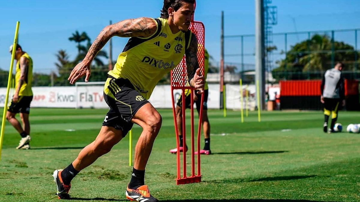Flamengo confirma data da operação do atacante Pedro Flamengo confirma data da operação do atacante Pedro