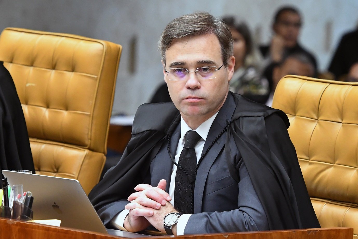 Zanin pede vista e julgamento no STF sobre trabalho intermitente é interrompido Zanin pede vista e julgamento no STF sobre trabalho intermitente é interrompido