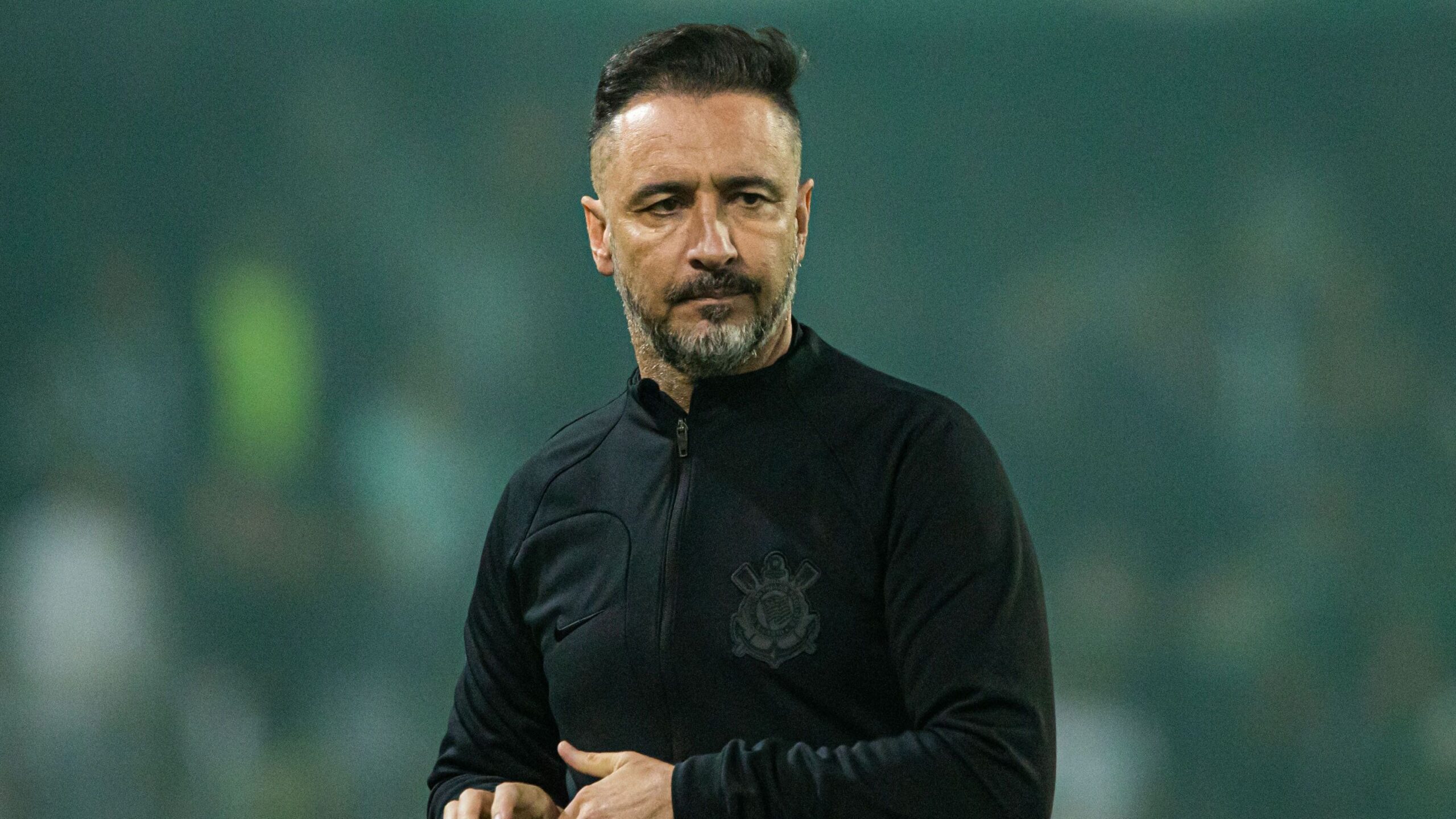 Saiba quanto o Corinthians terá que pagar a Vítor Pereira Saiba quanto o Corinthians terá que pagar a Vítor Pereira