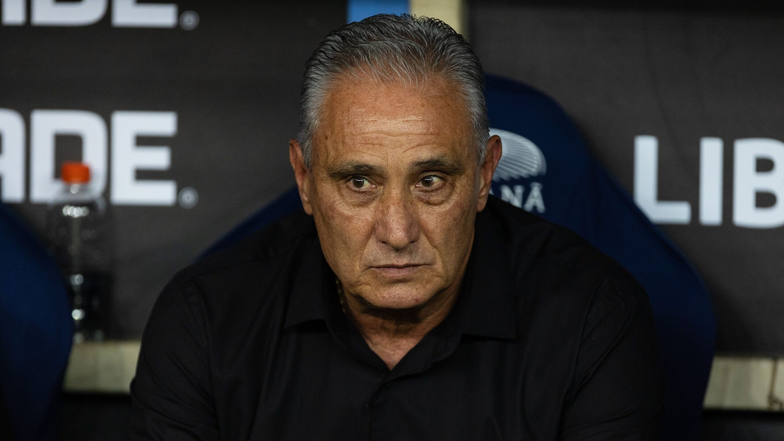 Tite comenta críticas da torcida do Flamengo e prega ‘compreensão e respeito’ Tite comenta críticas da torcida do Flamengo e prega ‘compreensão e respeito’