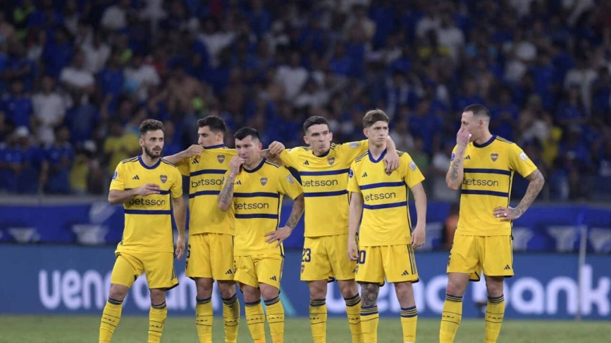 Boca Juniors exibe seu novo terceiro uniforme Boca Juniors exibe seu novo terceiro uniforme