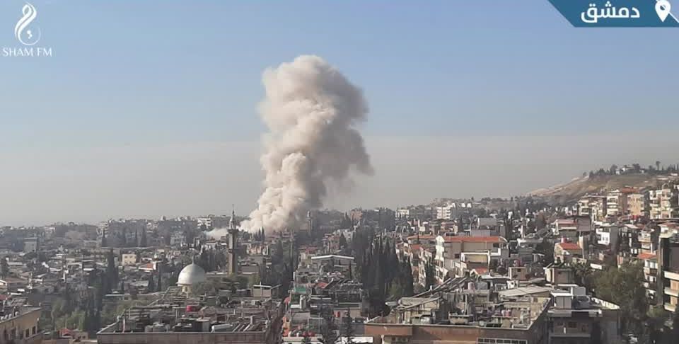 Ataques de Israel na Síria deixam 5 mortos e 19 feridos, diz agência estatal Ataques de Israel na Síria deixam 5 mortos e 19 feridos, diz agência estatal