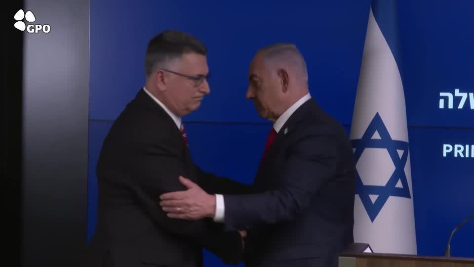 Análise: por que Netanyahu está trazendo seu ex-rival para o governo de Israel? Análise: por que Netanyahu está trazendo seu ex-rival para o governo de Israel?