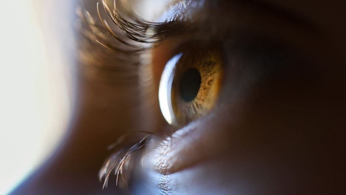 Por que os olhos coçam mais no frio? Por que os olhos coçam mais no frio?
